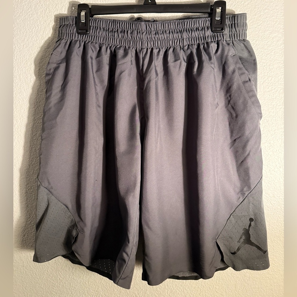 Nike Jordan Men's Gray Athletic Shorts Size Large
